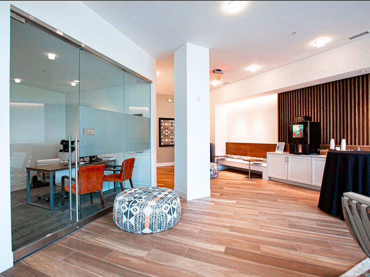 The Dexter - Photo 2 of 50