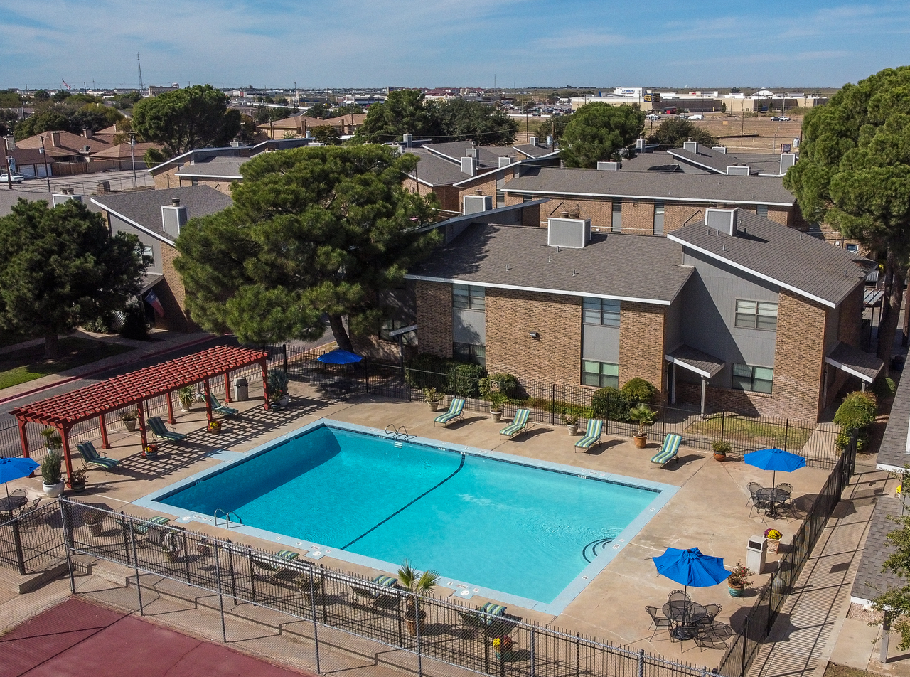 Country Crest Townhomes - Photo 3 of 28