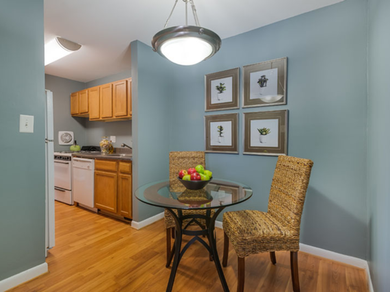 Lerner Surrey Square Apartments 6024 Surrey Square Ln, Suitland, MD