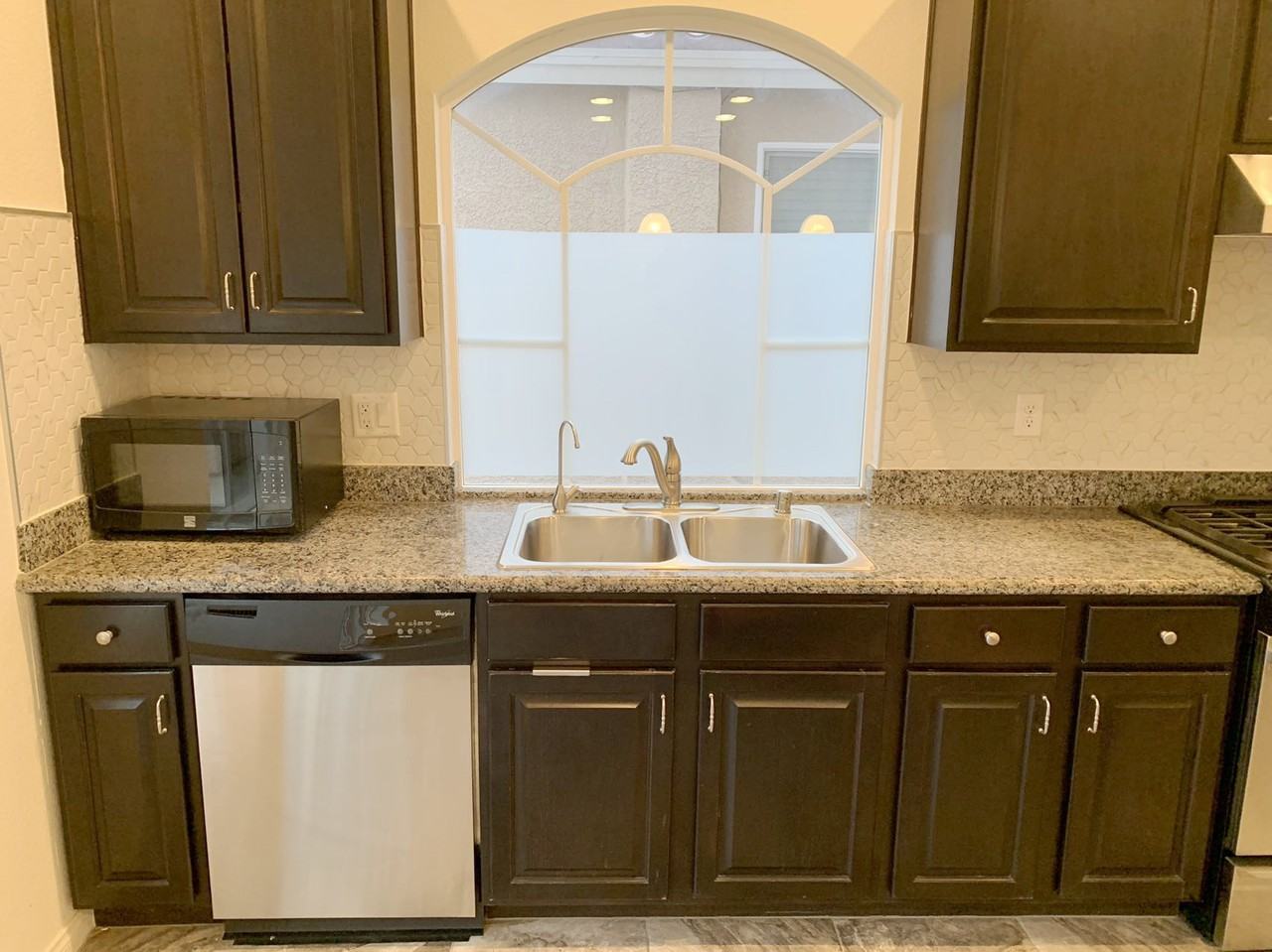 10008 Cape May St #1 - Photo 4 of 47