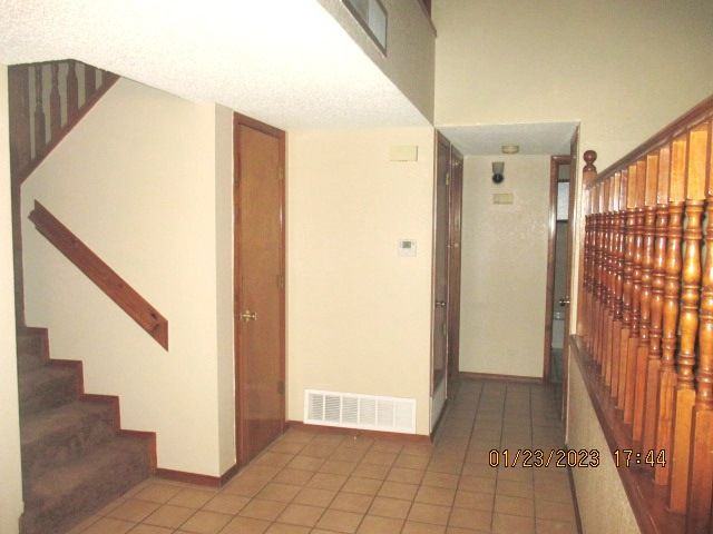 11660 Clear Lake Way - Photo 2 of 21