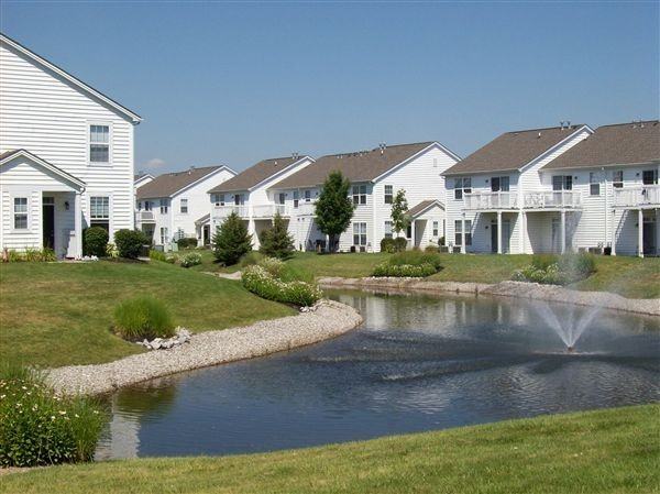 Sylvan Lakes Apartments - Photo 2 of 20