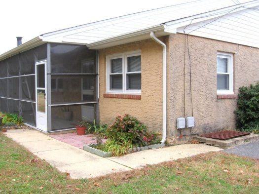 Pleasant Gardens - Photo 3 of 8