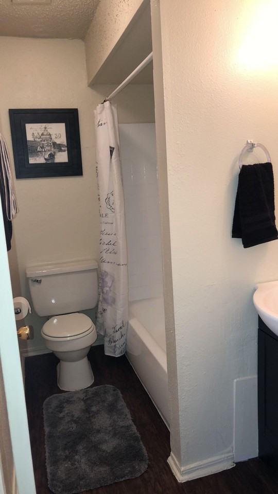 Monticello Village Apartments 606 E Redbud Dr, Stillwater, OK 74075