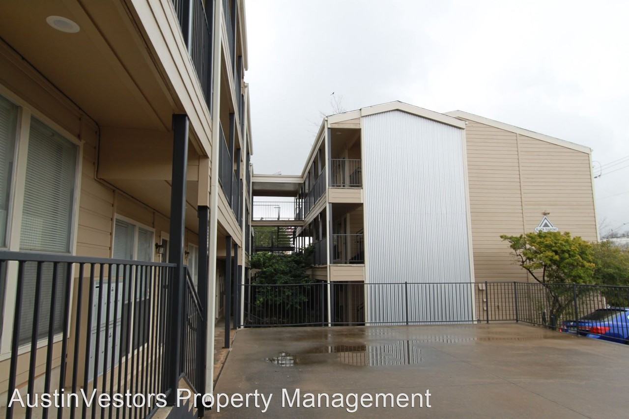 3311 Red River St - Photo 3 of 24