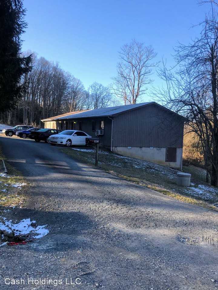 360-1 Hodges Valley Rd - Photo 2 of 13