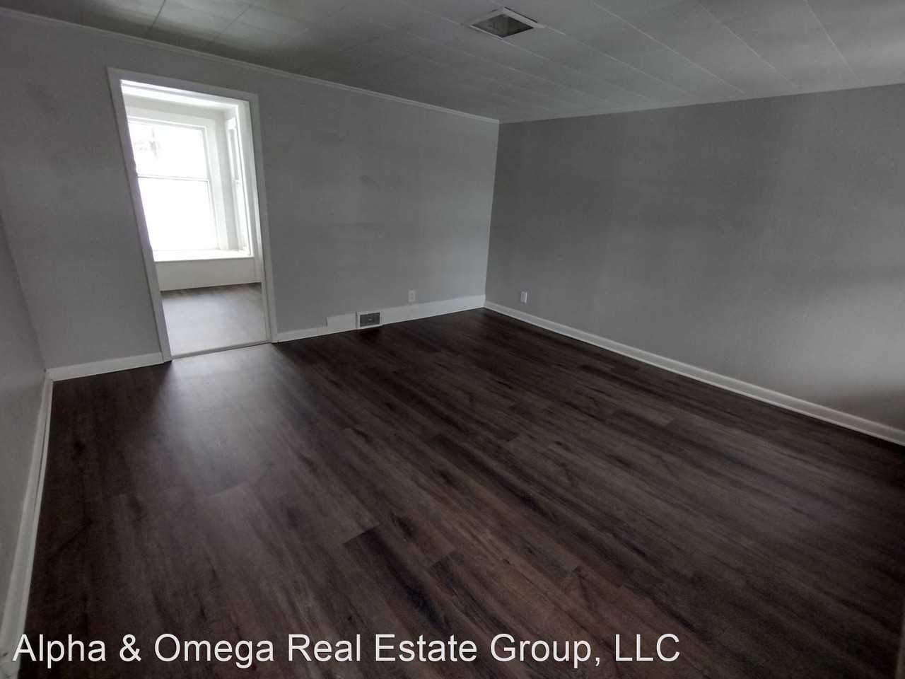 91-93 W Main St - Photo 2 of 10