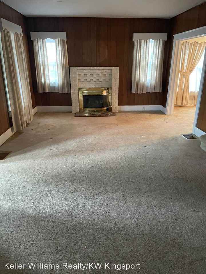 412 Union St - Photo 2 of 12