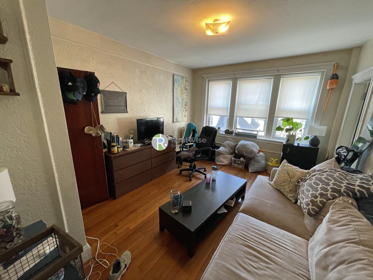 43 Linden St #9 - Photo 3 of 12