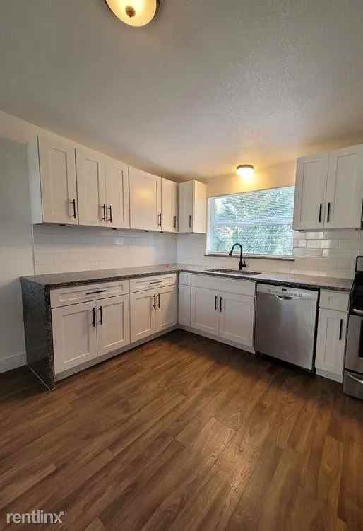 2390 29th St Nw - Photo 2 of 12