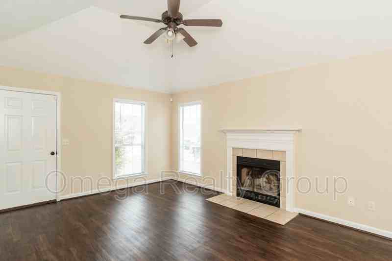 145 Mayfair Ln - Photo 7 of 38