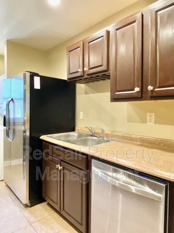 3145 Reese Dr - Photo 5 of 20