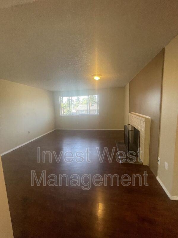 2815 Estreet #Q - Photo 5 of 9