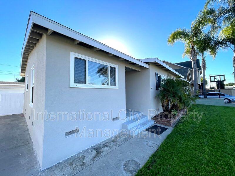 3112 Marber Ave - Photo 3 of 37