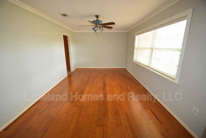 3305 Cleveland Heights Blvd - Photo 3 of 26