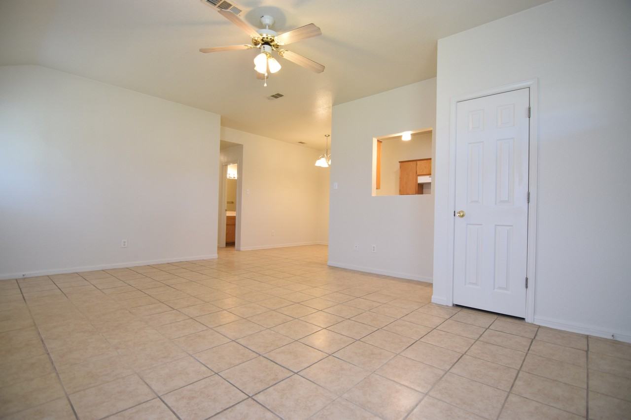 2804 Lucille Dr - Photo 6 of 17