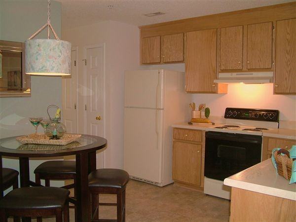 Longview Meadow Apartment Homes - Photo 3 of 11