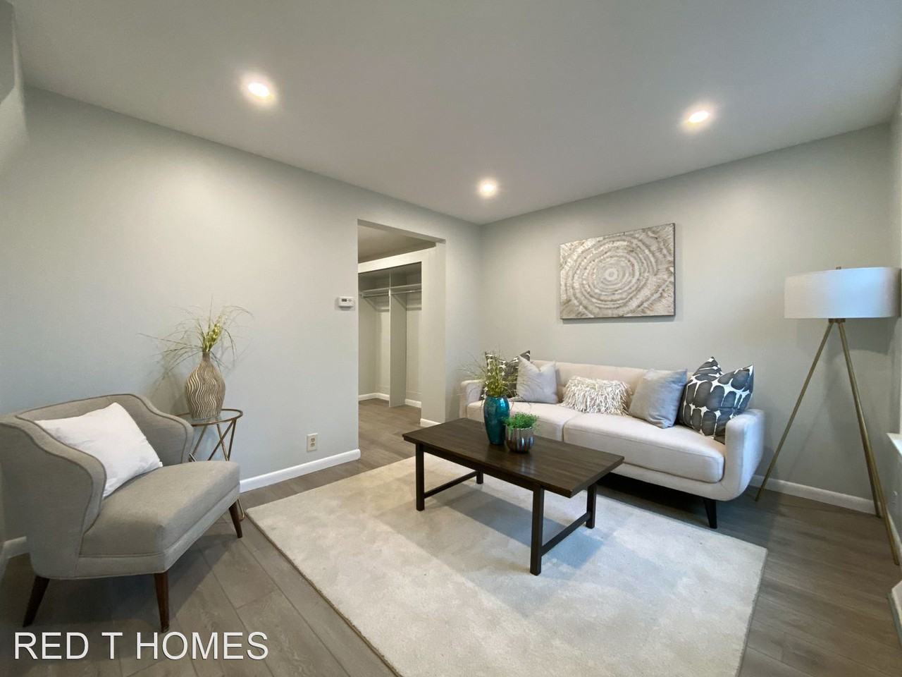 124 W Bayaud Ave - Photo 2 of 11