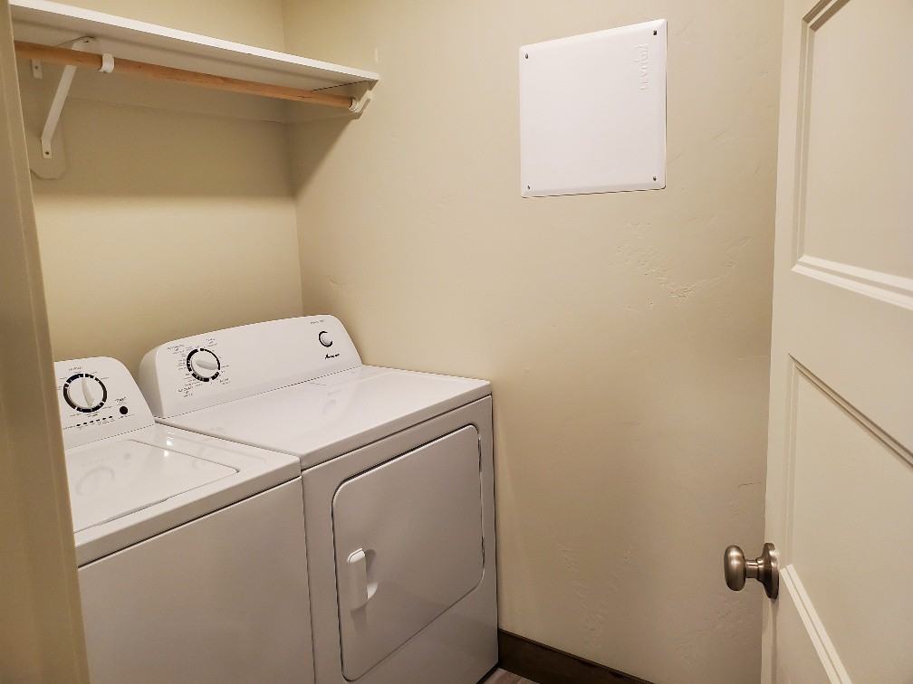 120 Jewel Basin Court B Apartments 120 Jewel Basin Ct, Bigfork, MT