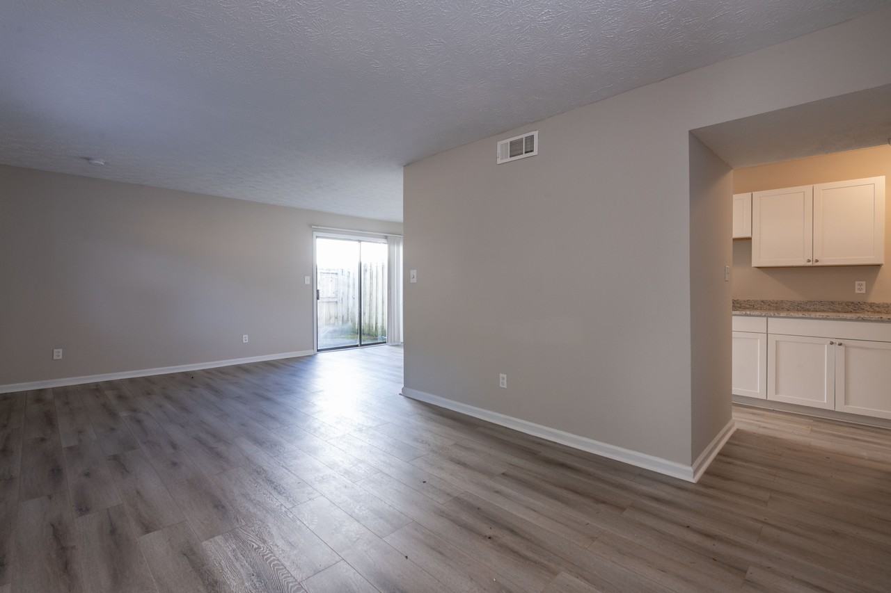 3798 Mulkey Cir Sw - Photo 2 of 20