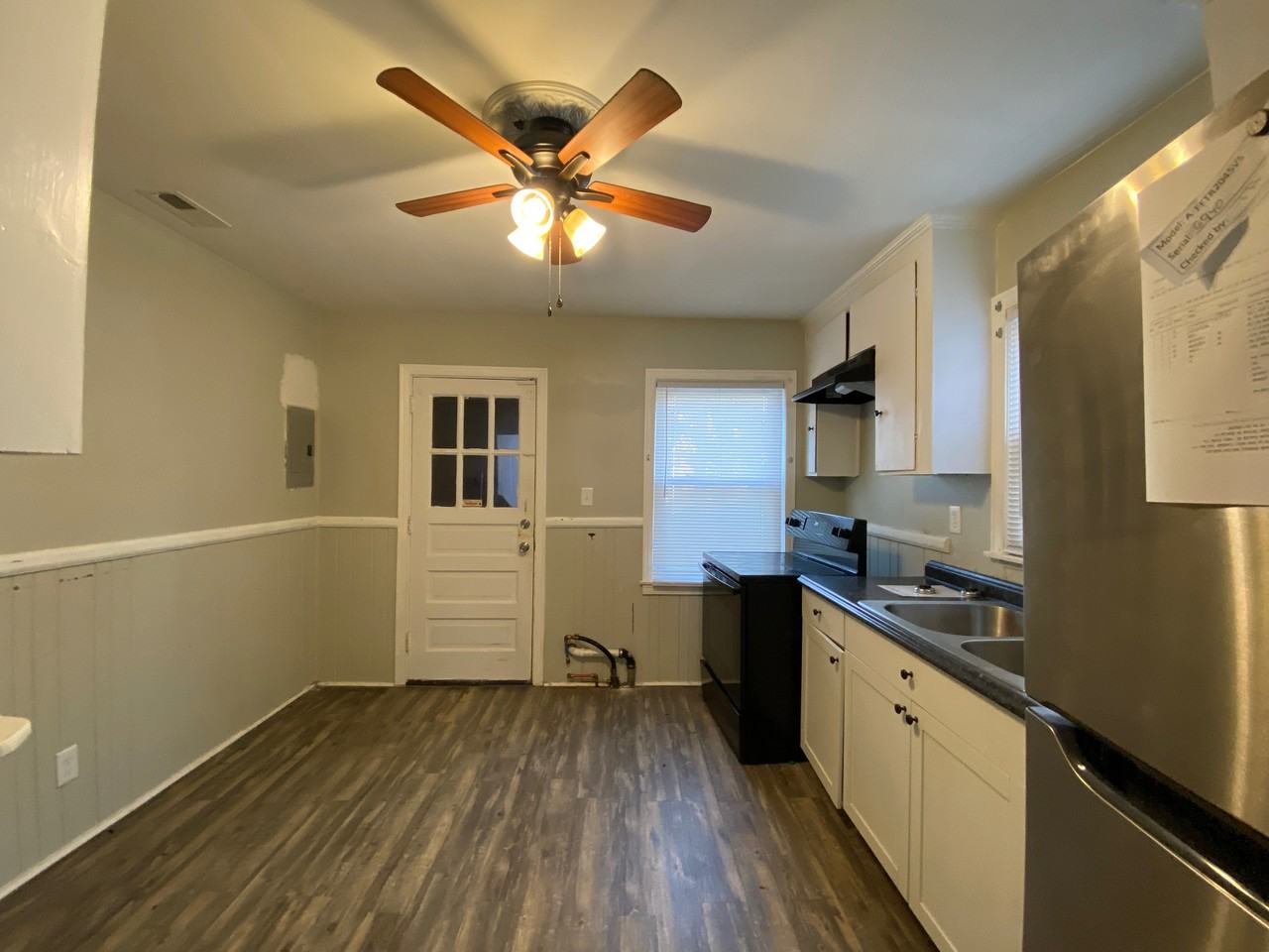 1425 Remount Rd - Photo 4 of 18