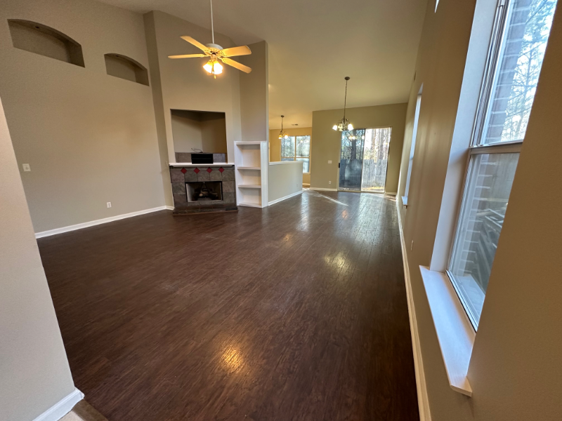 108 Gardenside Dr - Photo 2 of 10