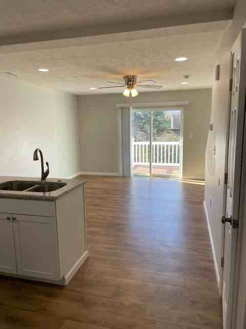 36 Log Gdns #36 - Photo 2 of 9