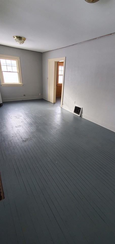 947 Center Point Rd Ne #1 - Photo 5 of 29