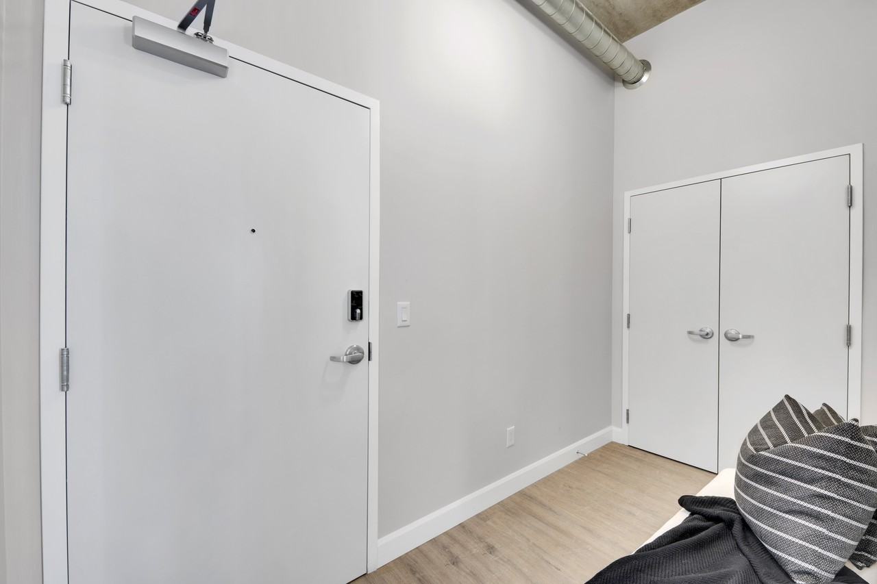 The Townsend - Photo 6 of 18