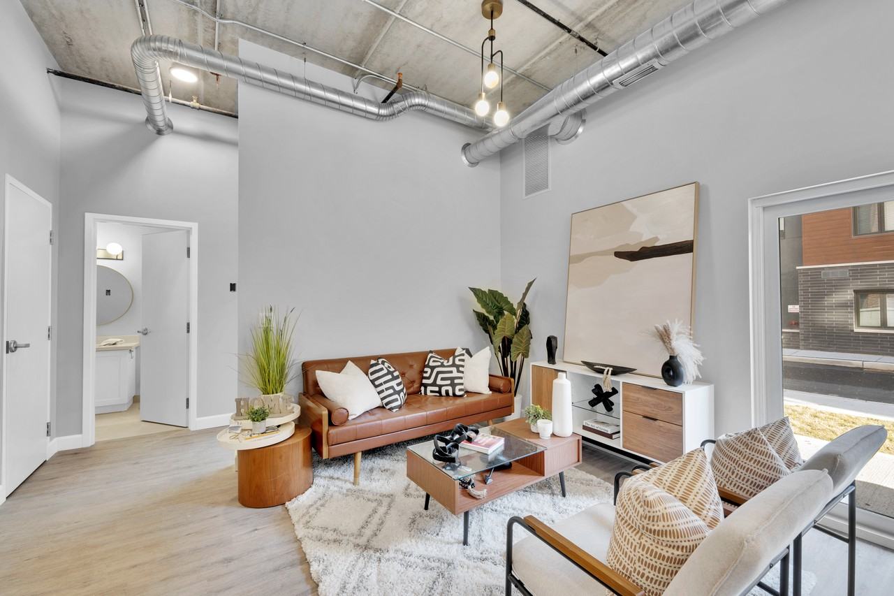 The Townsend - Photo 2 of 18