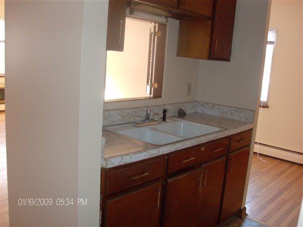 Mandel Apartments - Photo 3 of 6