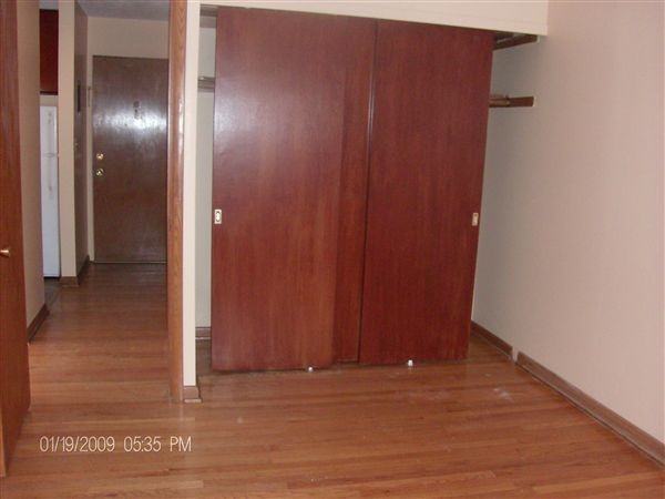 Mandel Apartments - Photo 2 of 6