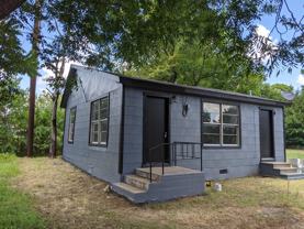 416 N Austin Ave #1 - Photo 1 of 1