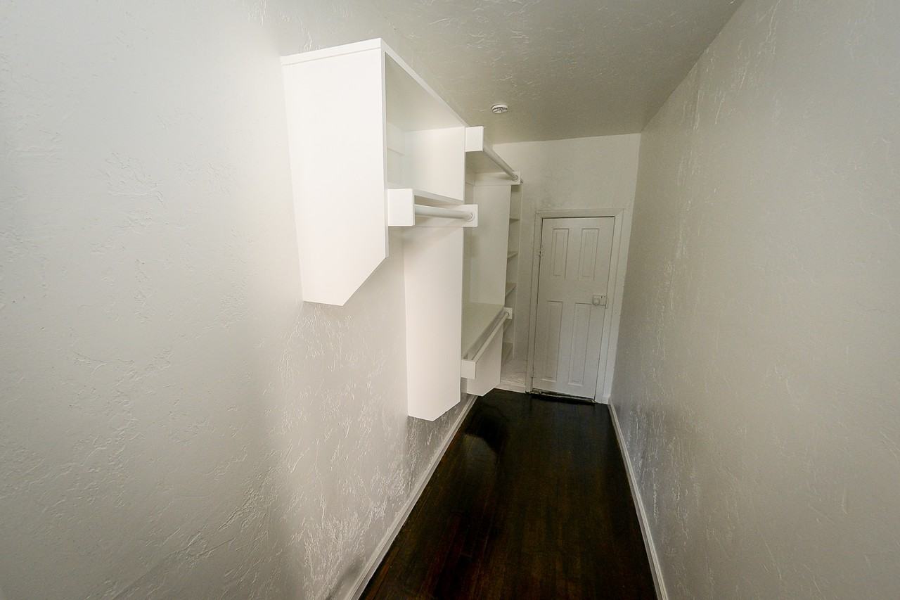 416 N Austin Ave #1 - Photo 5 of 6