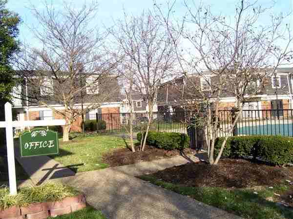 McArthur Park - Photo 3 of 6