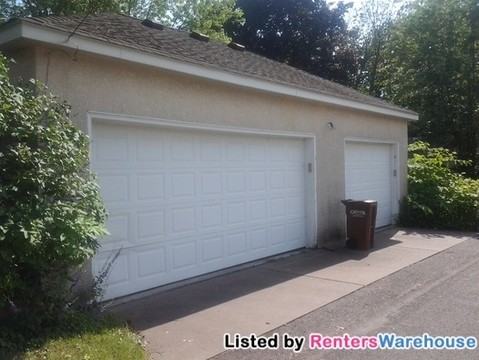 1851 Ivy Ave E - Photo 2 of 15