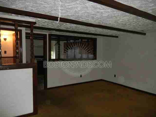 6 Holmes St 2 - Photo 3 of 6
