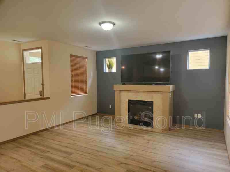 26117 171st Pl Se - Photo 2 of 14