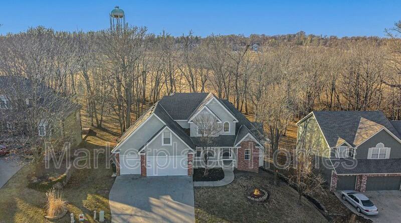 3304 W Devonshire Dr - Photo 2 of 34