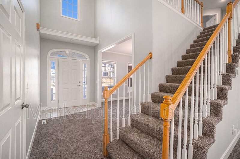 3304 W Devonshire Dr - Photo 3 of 34