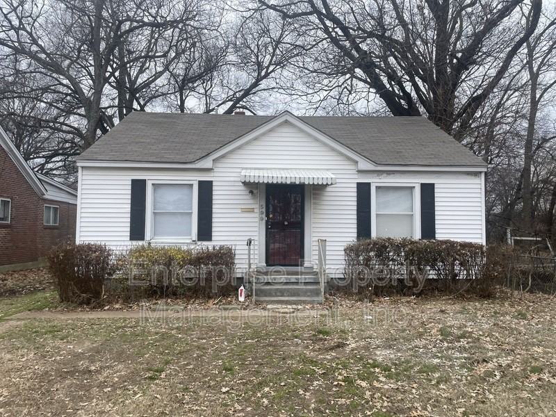 599 Houston St - Photo 3 of 24
