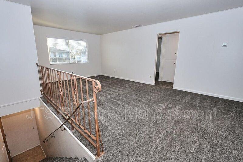 2823 Sweet Way - Photo 3 of 25