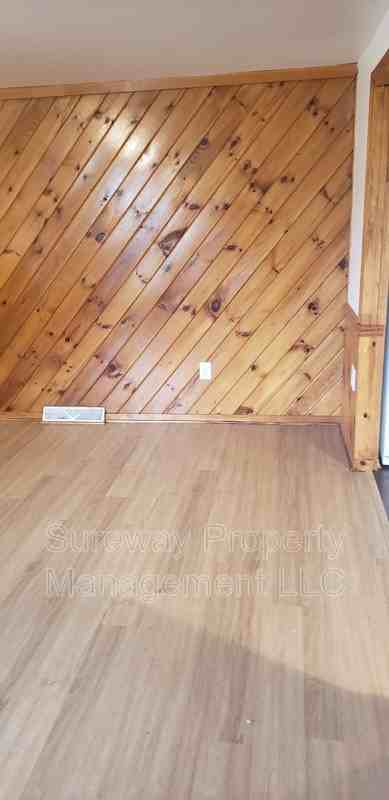 18 E Main St #B - Photo 3 of 15