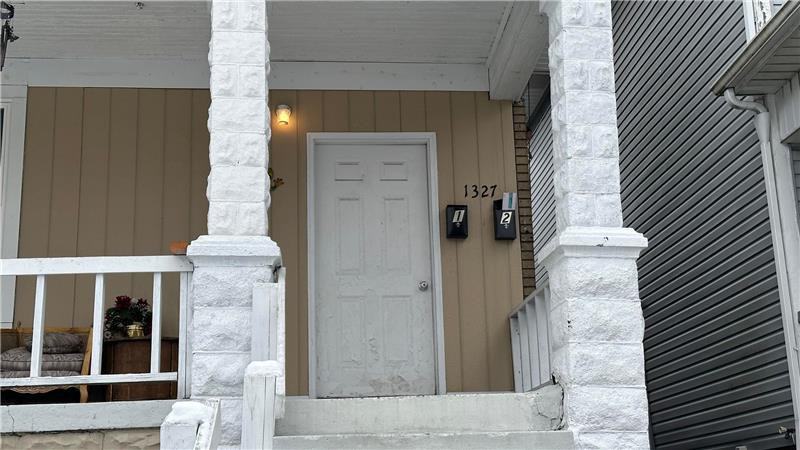 1327 Euclid Ave #2 - Photo 2 of 9