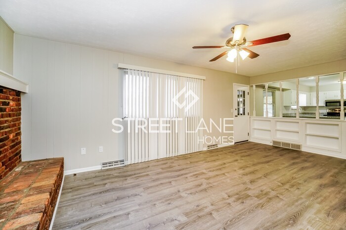 1525 Francisco Rd - Photo 2 of 15