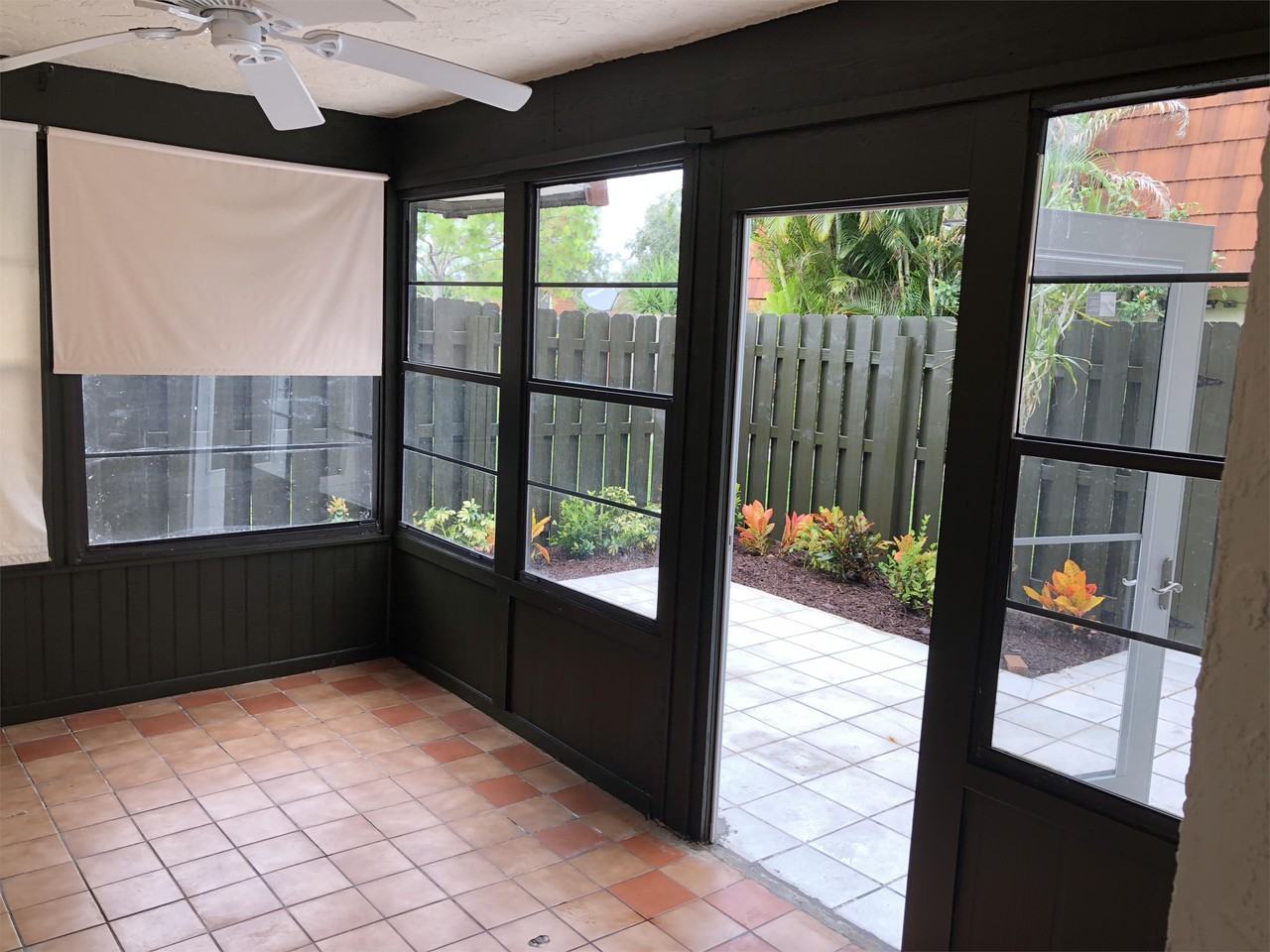2241 White Pine Cir #B - Photo 4 of 18