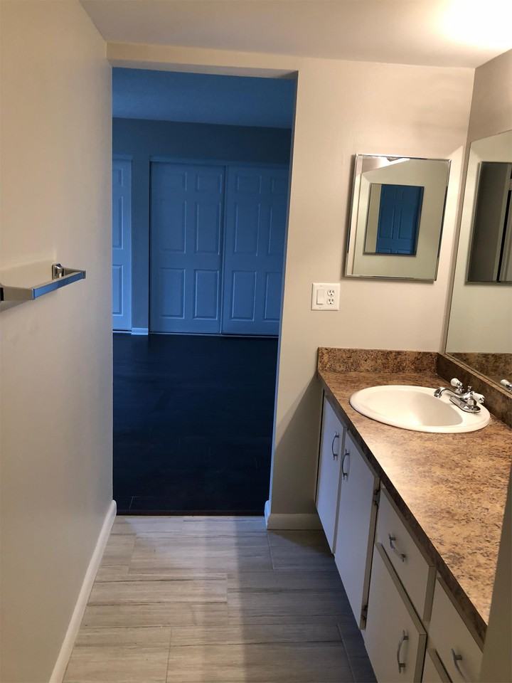 2241 White Pine Cir #B - Photo 6 of 18