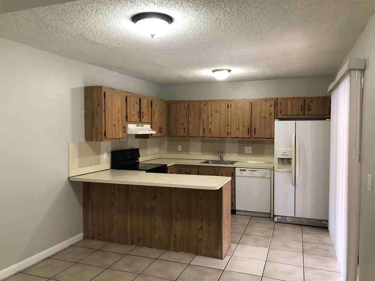 2241 White Pine Cir #B - Photo 7 of 18