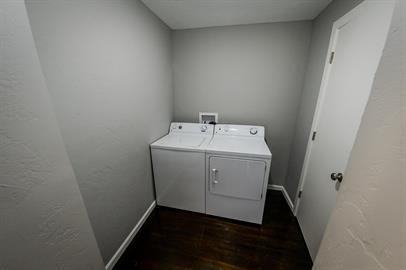 416 N Austin Ave - Photo 2 of 7