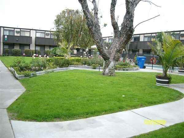 ORION GARDENS APARTMENTS - Photo 3 of 8